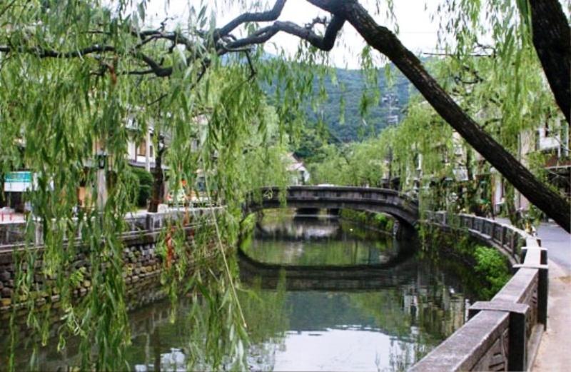 丰冈市 扇屋旅馆酒店 外观 照片